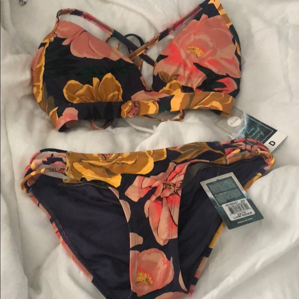 Eidon blue floral bikini (d cup)